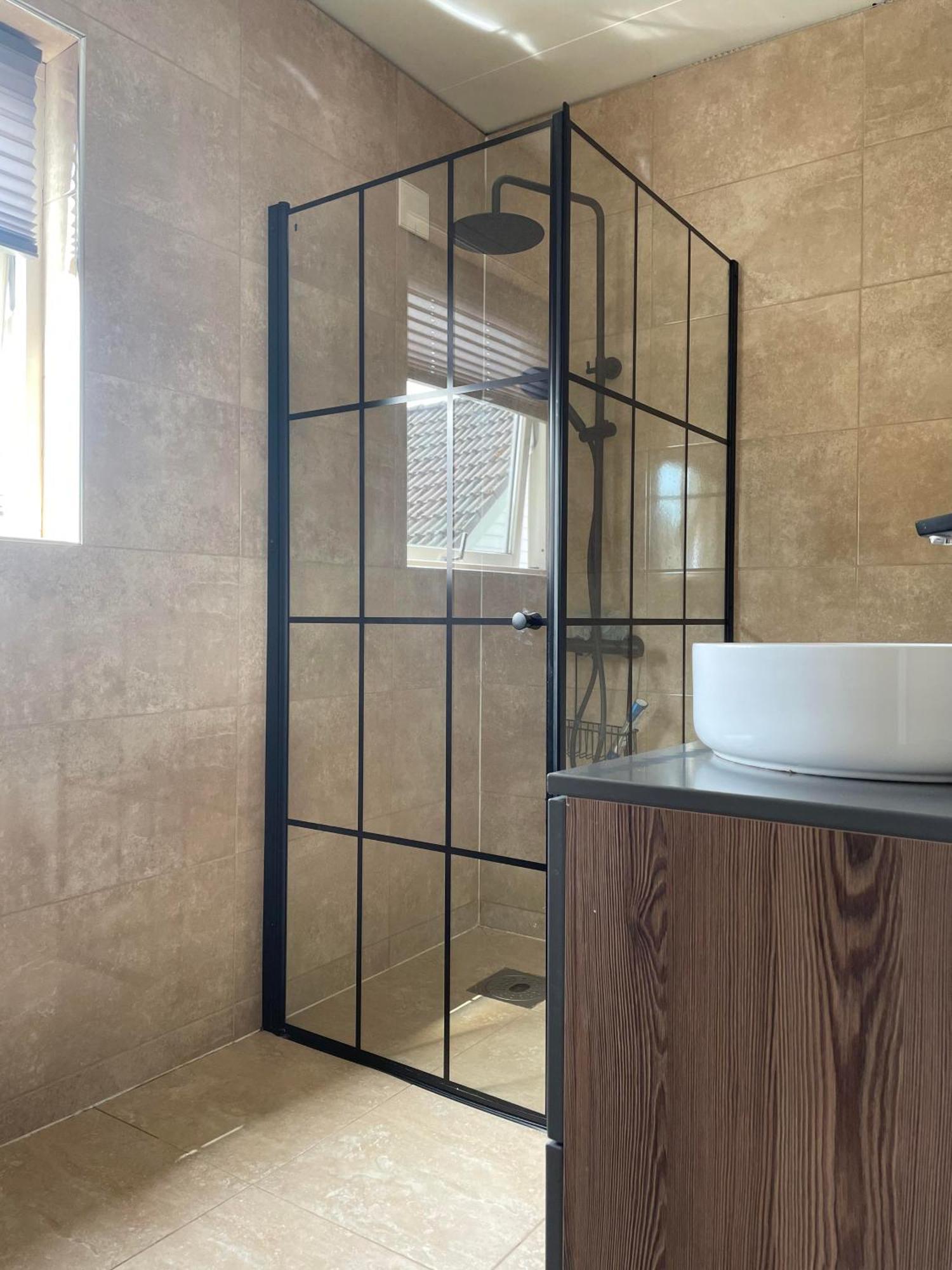 לינה וארוחת בוקר Gate 1 Bnb, 177 House Nr, מוליי מראה חיצוני תמונה